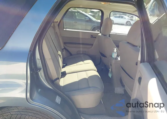 1FMCU0DG5BKB19058: 42336603