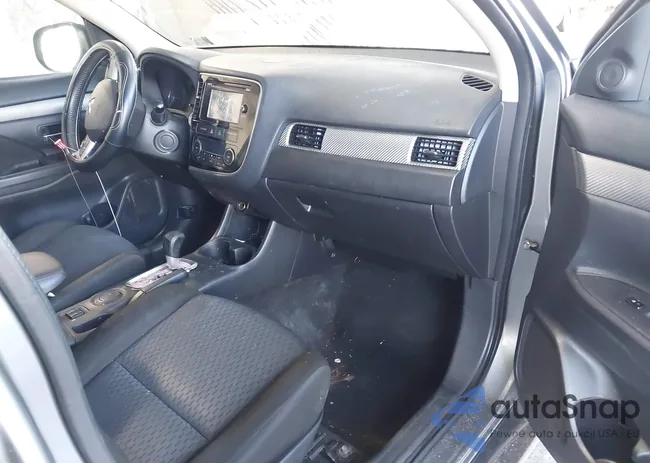 JA4AD3A32EZ011176: 42336692