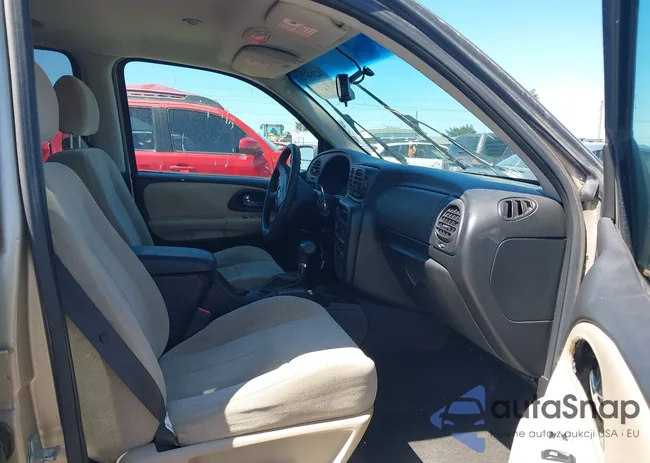 1GNET16S566153840: 42336724