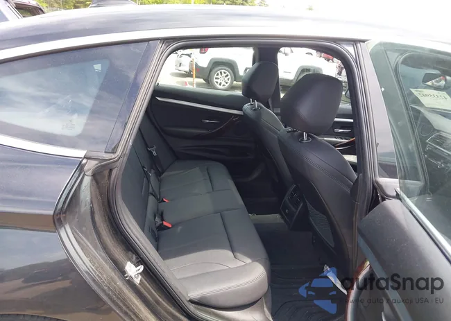 WBA8Z9C37HG827237: 42335942