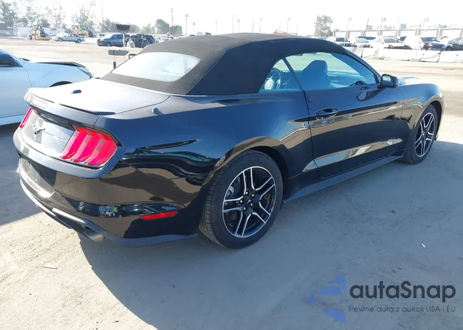 1FATP8UH5P5103747: 42337200