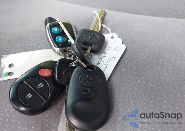 5TDBK3EH0CS122703: 42337443