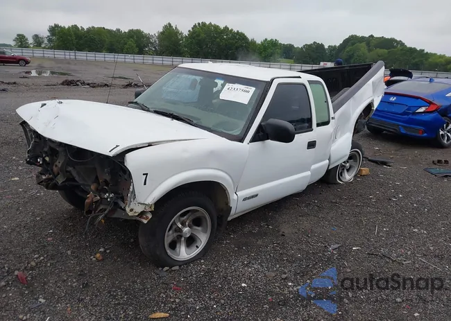 1GCCS19WX28188728: 42337500