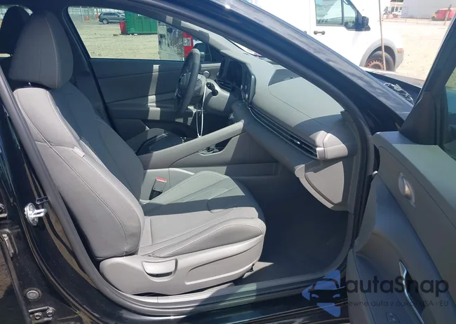 KMHLM4AG1NU352424: 42337560