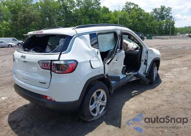 3C4NJDBN8RT603894: 42337576