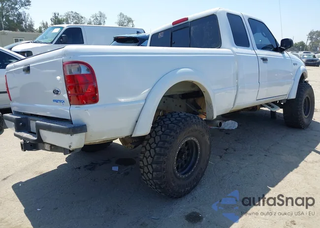 1FTYR14E33PA35504: 42338380