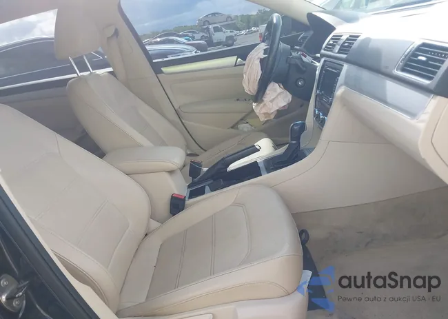 1VWBH7A31CC026836: 42338494