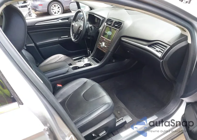 3FA6P0D9XLR174750: 42338512