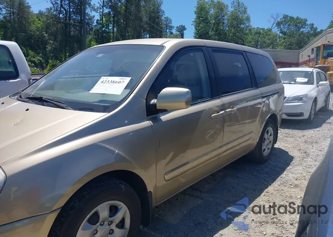 KNDMB233366052581: 42338607