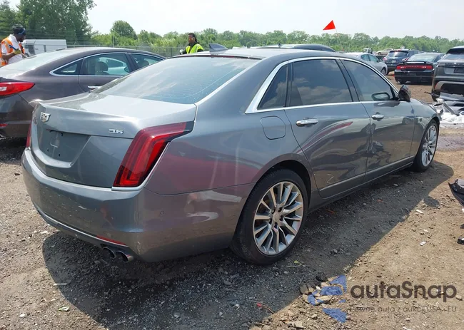 1G6KD5RS5JU159267: 42337829