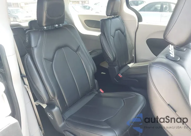 2C4RC1BG3RR162402: 42337839