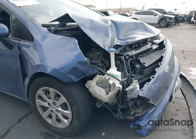 KNADM4A38G6667571: 42338122