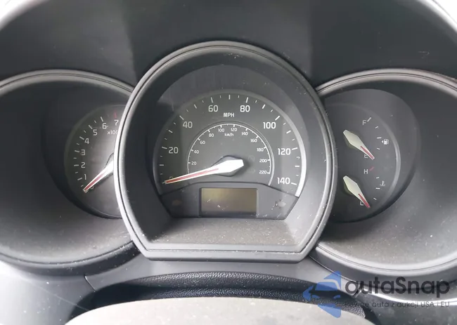 KNADM4A38G6667571: 42338122