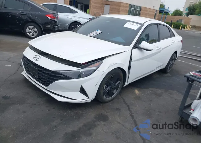 KMHLM4AJXPU077943: 42339177