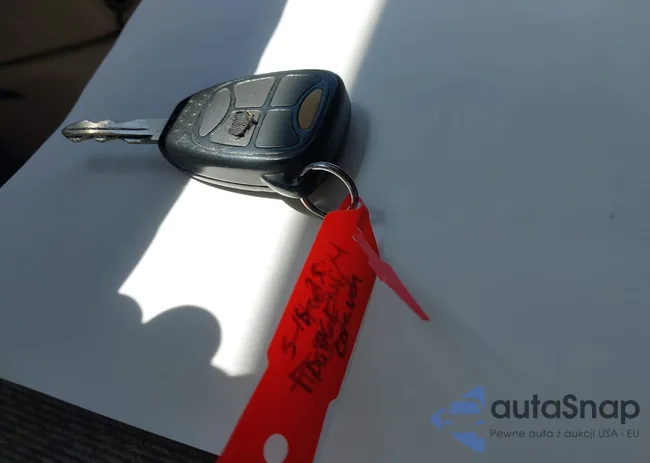 2D4GP44L87R216056: 42339330