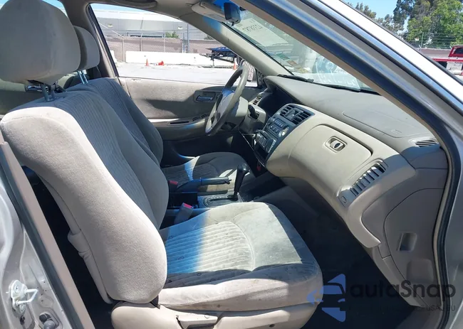 1HGCG6677WA207165: 42338787