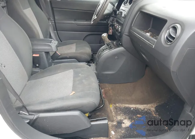 1C4NJPBA3FD377795: 42338812