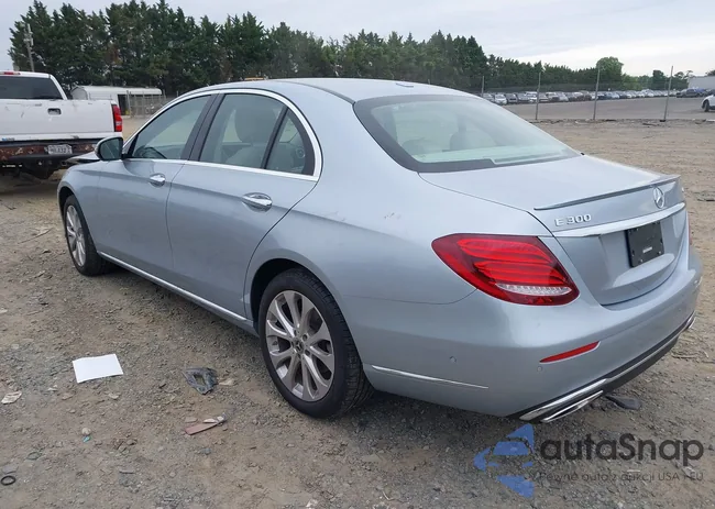 WDDZF4KB3JA385504: 42340289