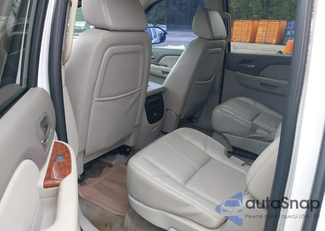 1GNFC16098J220975: 42340341