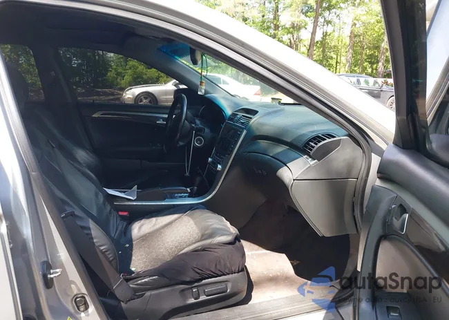 19UUA66287A018164: 42340385