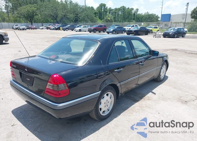 WDBHA22E5TF342743: 42340455