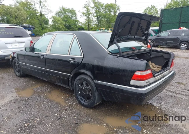 WDBGA33G2WA395130: 42340551