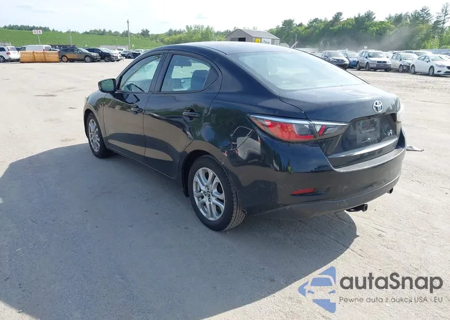 3MYDLBYV8HY194476: 42340591