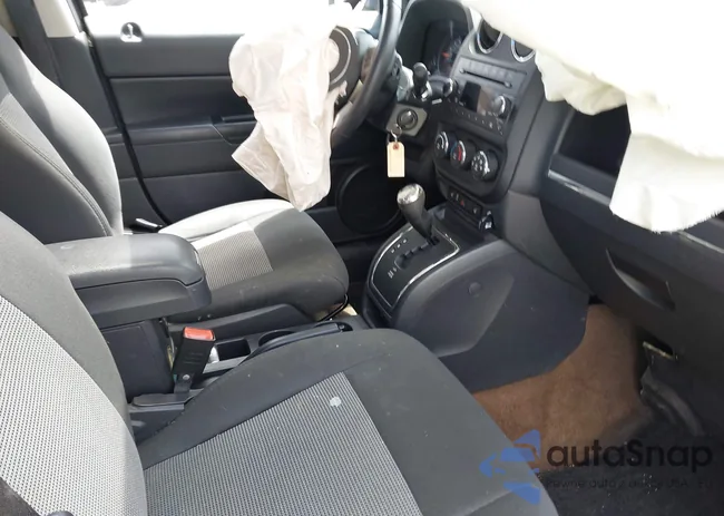 1C4NJRFB6ED762006: 42340604