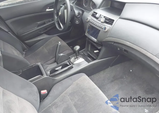 1HGCP26329A177440: 42340097