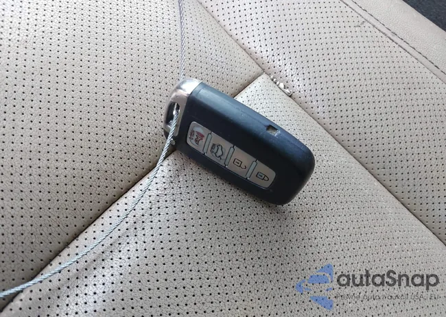 KMHGC4DD8DU256567: 42341636