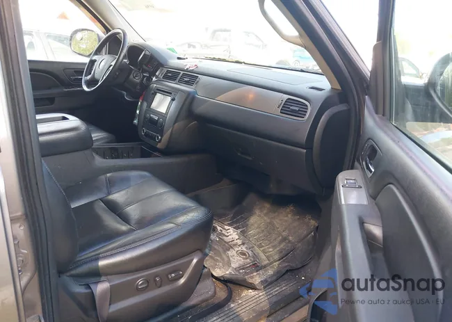 1GNSKJE74CR221767: 42340815