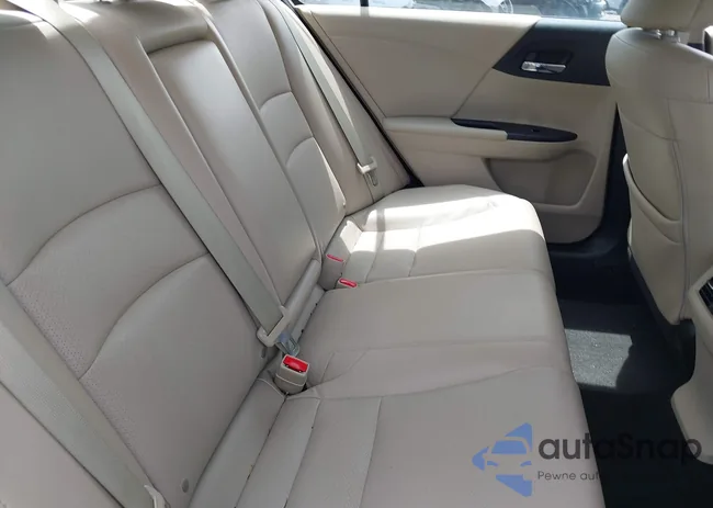 1HGCR3F8XHA001004: 42342326