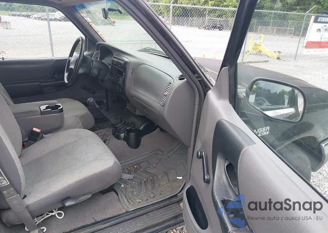 1FTYR10D01TB04747: 42342366