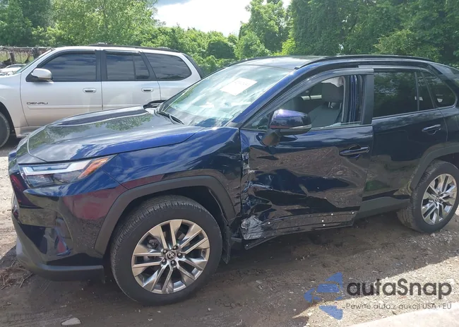 2T3A1RFV4RW411404: 42342453