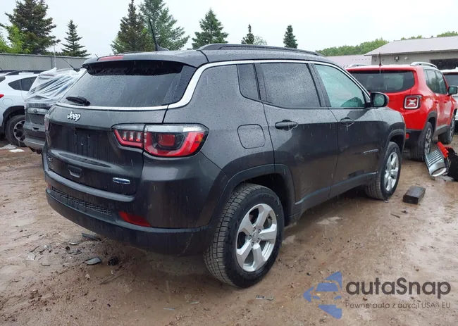 3C4NJDBB0JT185244: 42341860