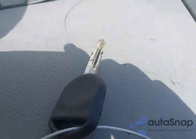 1FTRF14W18KB72760: 42341879