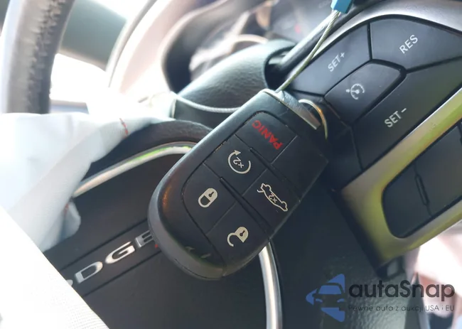 2C3CDXCT7LH245608: 42343273