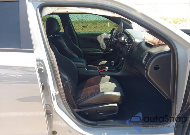 2C3CDXCT7LH245608: 42343273