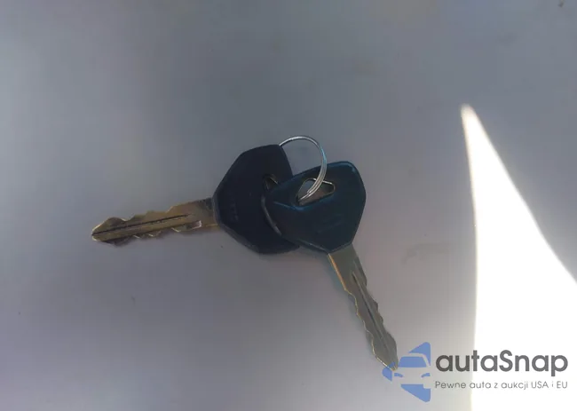 1B4HS28N7YF254335: 42343425