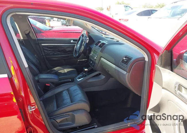 3VWDF71KX7M106033: 42343546