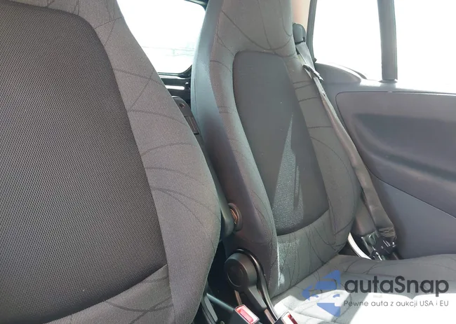 WMEEJ3BA9DK585327: 42343616