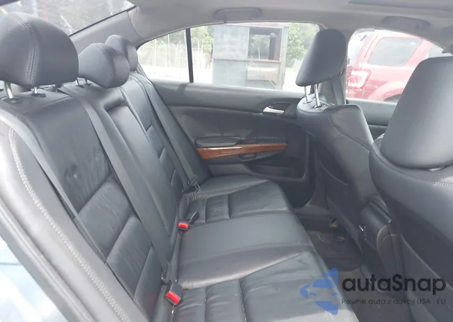 1HGCP3F81BA016360: 42344149