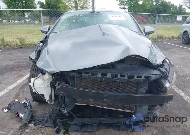 KMHD74LFXHU152646: 42344385