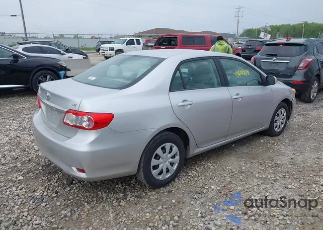 2T1BU4EE6BC589816: 42345196