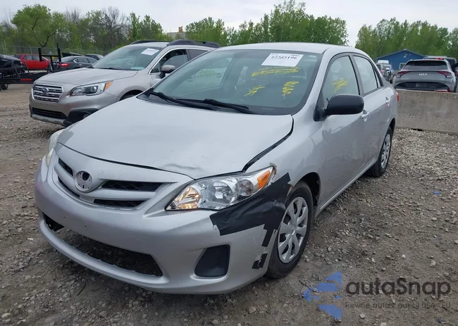 2T1BU4EE6BC589816: 42345196