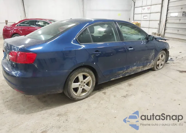 3VW2K7AJ7DM233554: 42345659