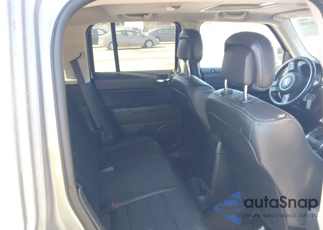 1C4NJPFAXGD622457: 42345690