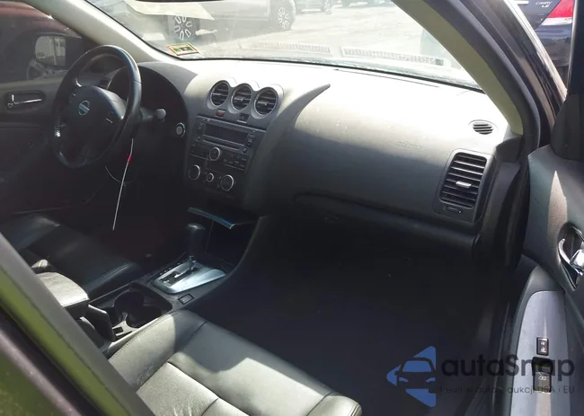 1N4AL2AP3AN489149: 42345696