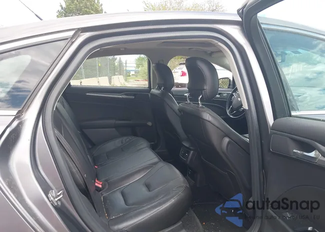 3FA6P0RU5DR291666: 42345732