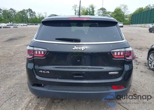 3C4NJDFN7PT528791: 42344745